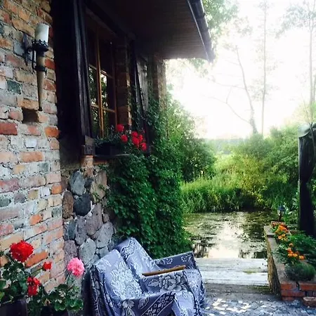 Дом отдыха Kamienny Mlyn Wodny Lowczego Zaborze (Losice)