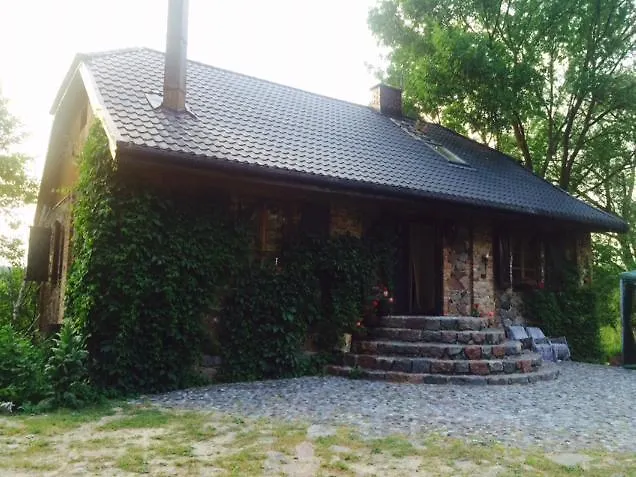 Semesterbostad Kamienny Mlyn Wodny Lowczego Zaborze (Losice)