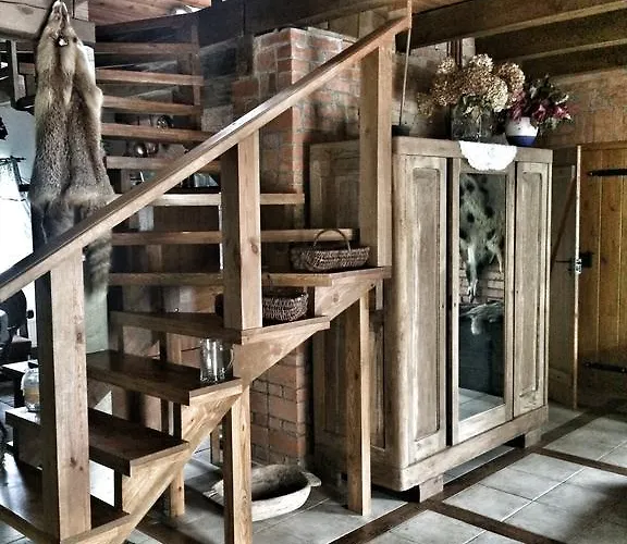 Semesterbostad Kamienny Mlyn Wodny Lowczego *